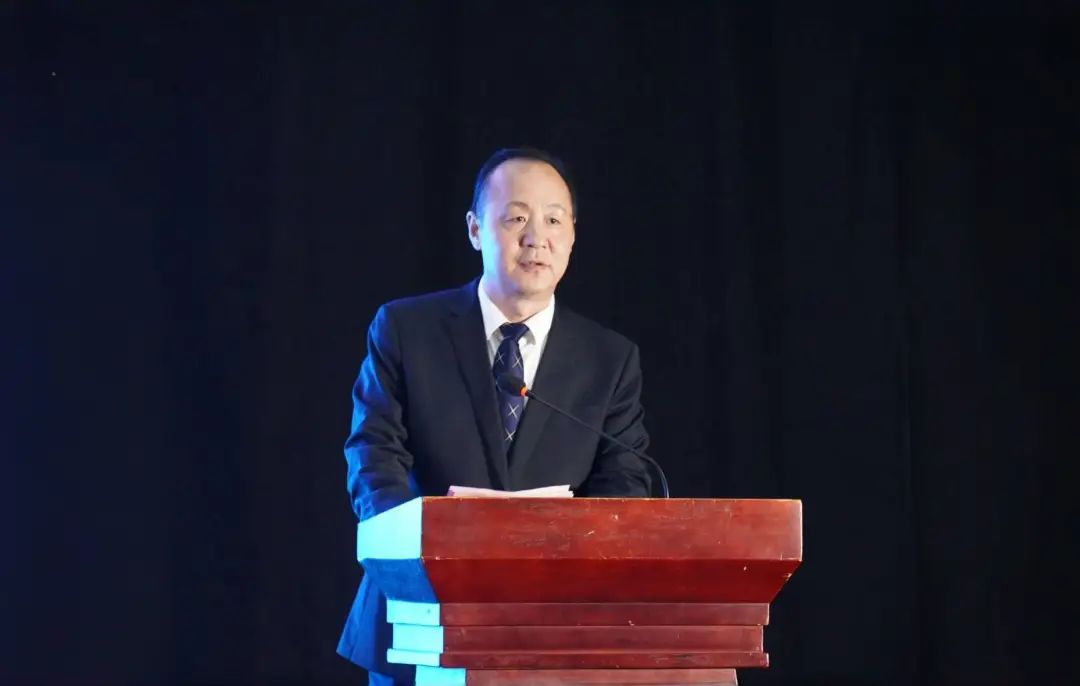 e5dc61a8af40dbc1378067d8f4b33a6f e5dc61a8af40dbc1378067d8f4b33a6f